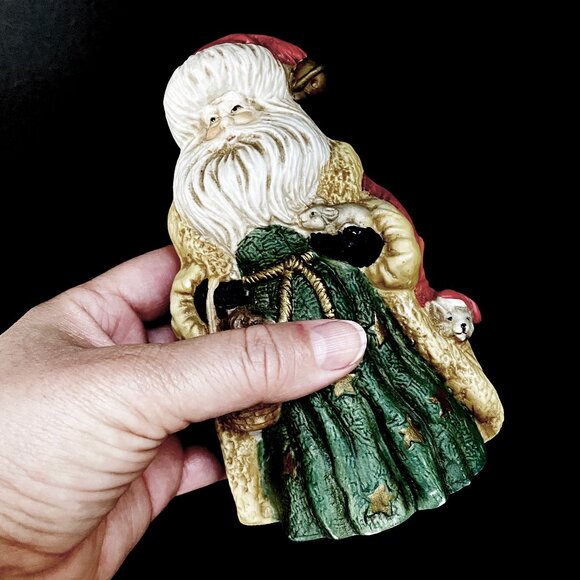 Vintage Woodland Santa Clause Figurine: 1990s - Picture 3 of 6